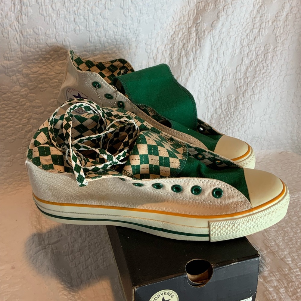 Converse Women's Green and Cream Checkered Sneakers vintage brand new men’s 9